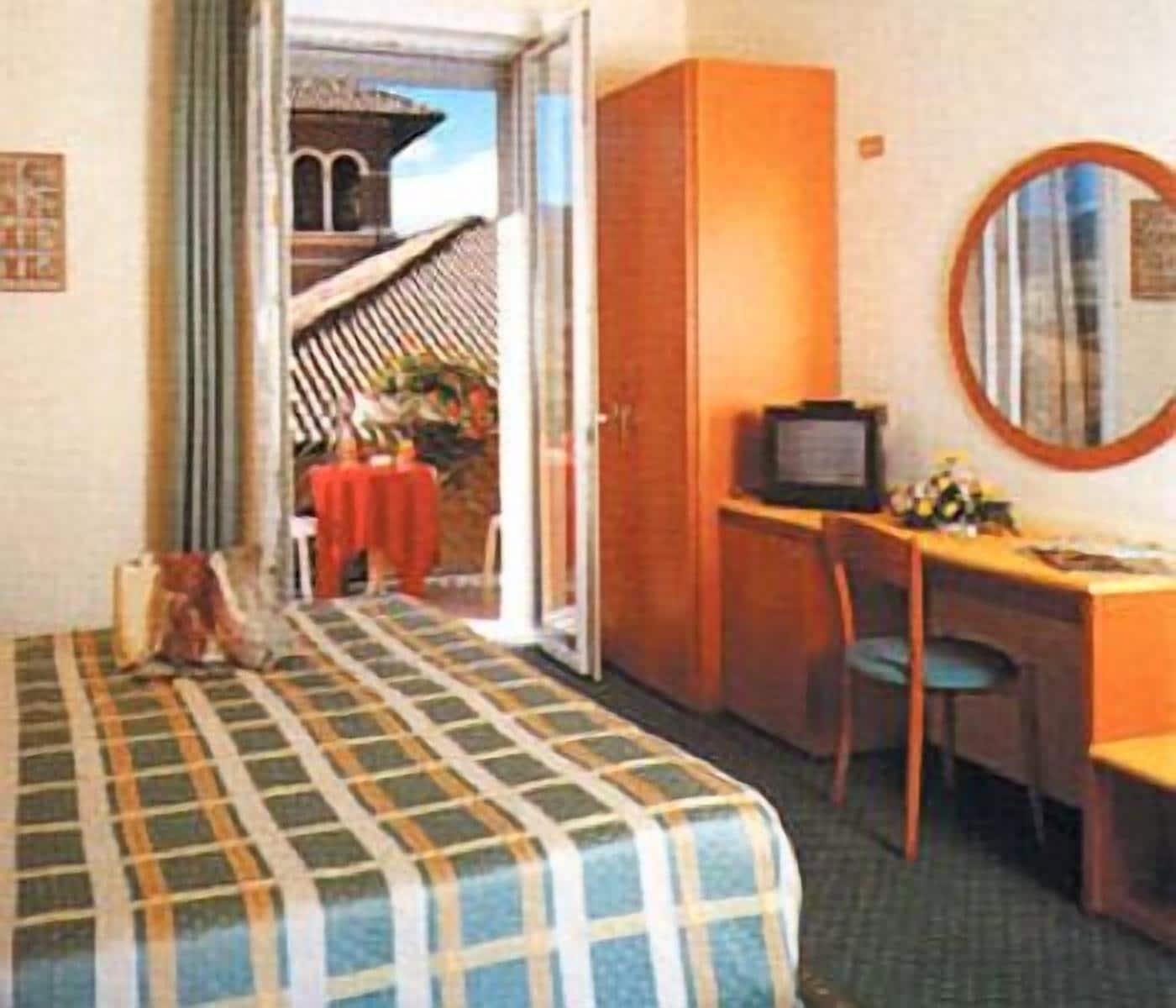 סטרסה Hotel Meeting מראה חיצוני תמונה